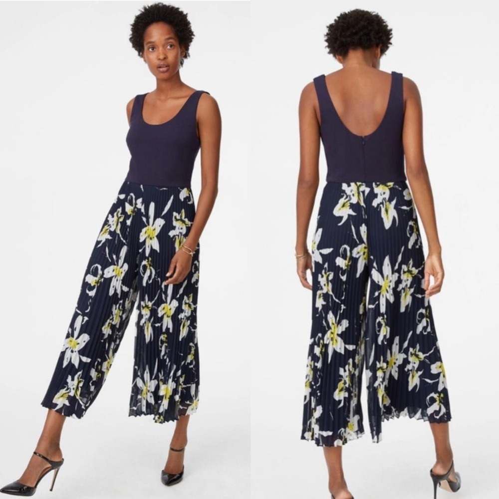 Club Monaco Schiarellah Pleated Wide Leg Floral Jumpsuit Sleeveless Navy Size 10